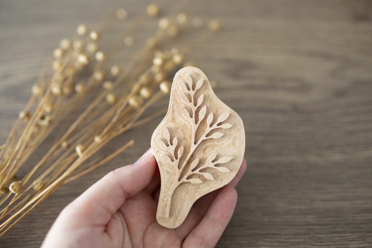 Stems with leaves clay stamp with Cutter - Design 1 - rectangle pendan –  AMayes Pottery