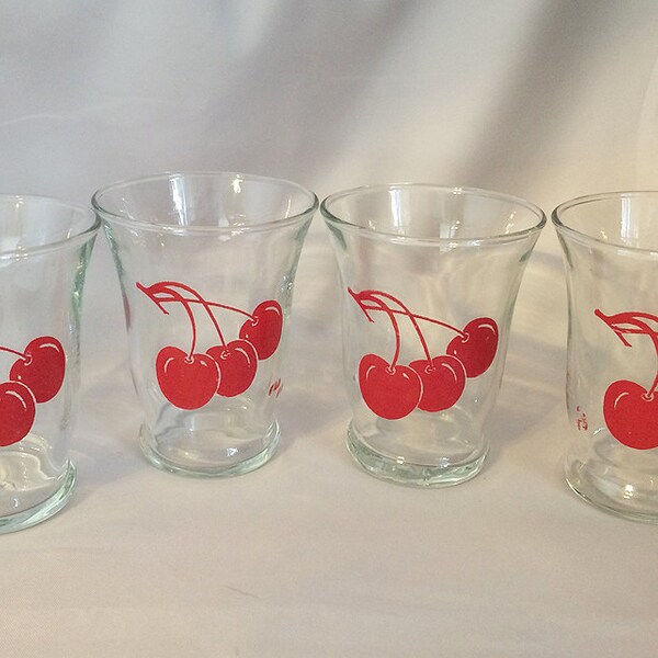 1950s Red CHERRY Glasses Libbey, Set of Four RETRO Vintage Drinking Juice Shot Glasses, Mid Century Cherries Glasses, Vintage Swanky Swig