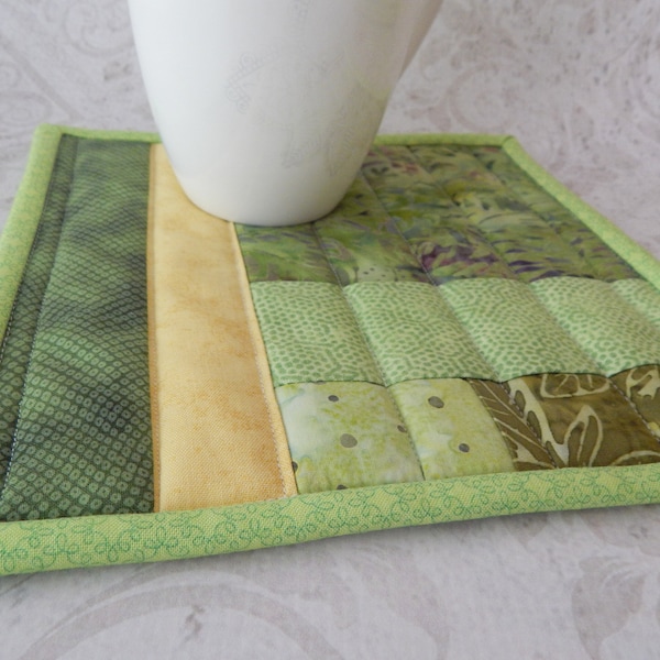 Mug Rug, Quilted Mug Mat, Large Coaster, Heat Reflective Batting, Candle Mat, Quilted Coaster for Coffee Mug, Green Patchwork, Sq 8x8