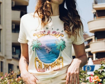 venice beach california graphic tee for women 70s womens clothing retro beach shirt 60s graphic t-shirt palm tree t-shirt surfing tee surf