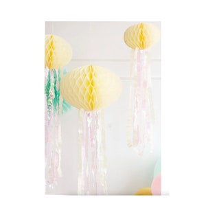 Jellyfish Hanging Decorations 3ct, Mermaid Baby Shower, Mermaid Birthday Decorations, Ocean Party Supplies, Mermaid Party Decor, Sea Party