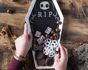 Halloween Coffin Tray 8x15in - Bamboo RIP Serving Platter, Eco-Friendly Tableware, Spooky Table Decor, Haunted House Party, Snack Tray