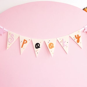 Spooky Felt Banner - Halloween Party Decorations, Ghost Party Decorations, Halloween Party Supplies, Spooky Banner, Pink Halloween Banner