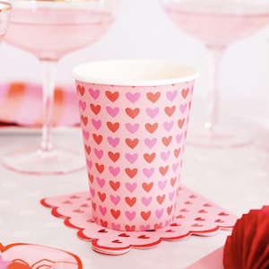 Bicchieri per feste a forma di cuore rosa e rosso - Articoli per feste di San Valentino, Addio al nubilato a forma di cuore, Festa di Galentine, Decorazioni per feste XOXO, San Valentino per bambini