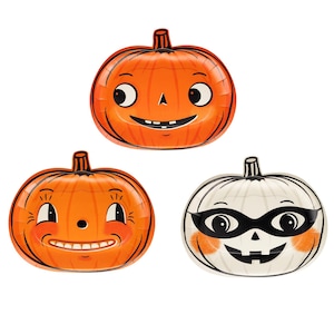 Halloween Pumpkin Plates 9ct | Retro Halloween Party Plates | Disposable Pumpkin Shaped Paper Plates for Kids & Adults | Halloween Tableware