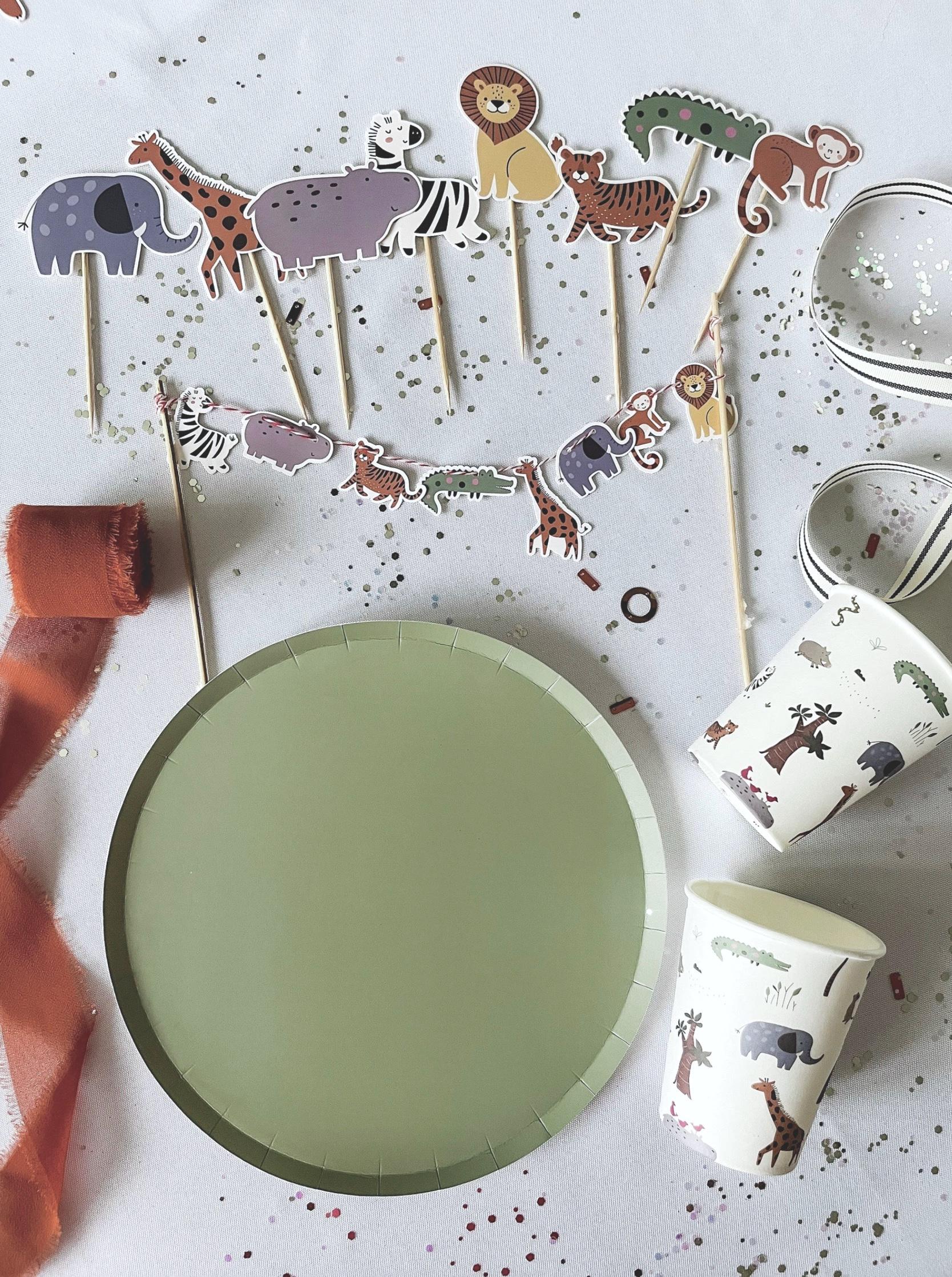 Set 48 Piatti Di Carta Dessert Sfumati Verde Salvia 18 Cm - 4 Tonalità, 12 Pezzi Ciascuno, Impermeabili, Per Feste Compleanni Matrimoni Natale