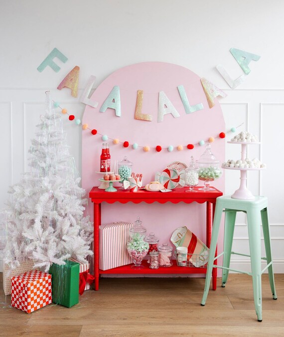 Christmas Birthday Banner With Hanging Swirls - Red & Green Party Decorations For Christmas Theme Birthday