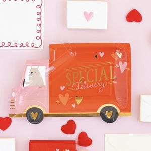 Piatti per camion di San Valentino - Furgone per consegne speciali, Piatti di San Valentino, Abbracci e baci, Festa XOXO, Compleanno di San Valentino, Festa di San Valentino per bambini