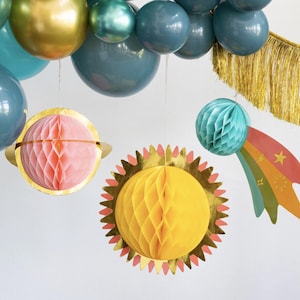 Planets Hanging Decorations - Astronaut Birthday Decorations, Space Party Supplies, Rocket Baby Shower Decor, Outer Space Party Decorations