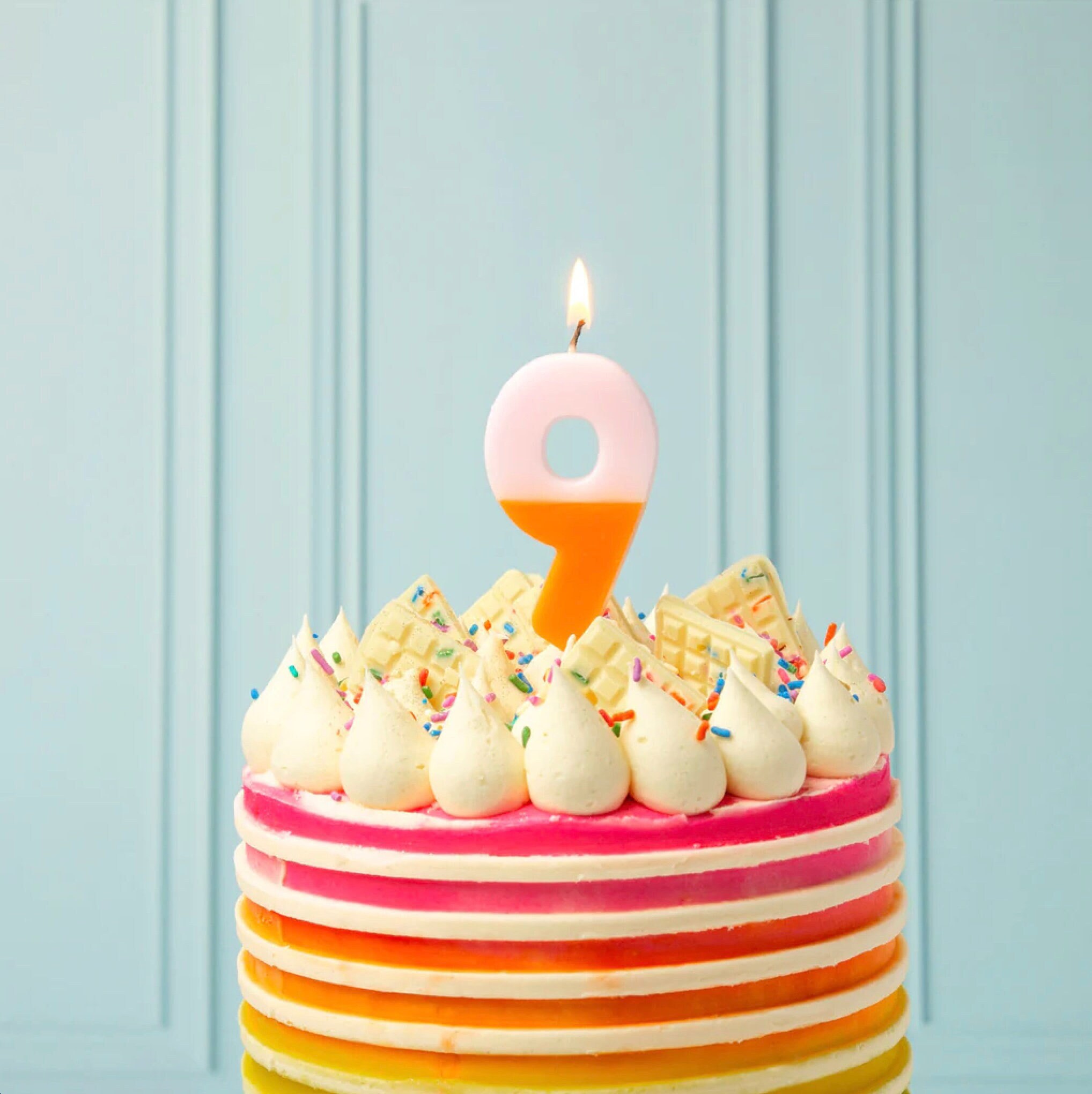 Candela Di Compleanno Numerica Numero 8 – Verde Marrone In Paraffina Con Piedistallo, Decorazione Per Torte Fai Da Te