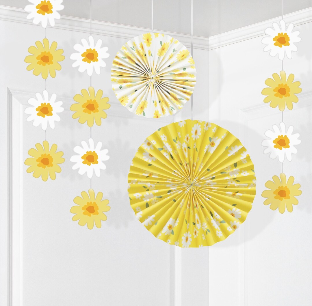 Spring Fan Paper Daisy Paper Fans & Hanging Decorations - Groovy Party Decorations ...