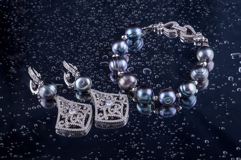 Black Freshwater Pearl Bracelet et Earrings for Women