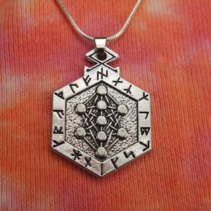 Armanen Runes Necklace Guido von List 18 Futharkh Younger Futhark Double Sided Charm Pendant Gift 16-50 long chain for men or women nb