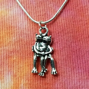 Frogs In Love Necklace or Earrings, Jewelry Charm Pendant Frog 2 Two Couple French Frog Heart Hug Hugging Double Sided Lovers fast ship