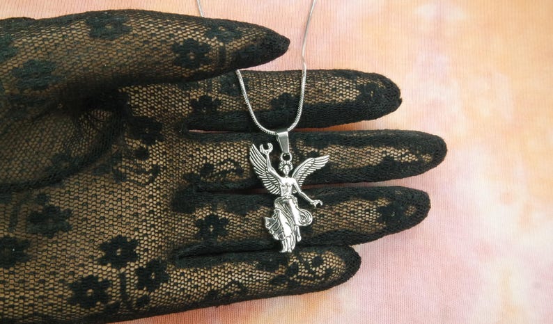 Angel of Independence Necklace, El Ángel Charm Pendant Monumento Independencia Mexico City Statue Jewelry image 8