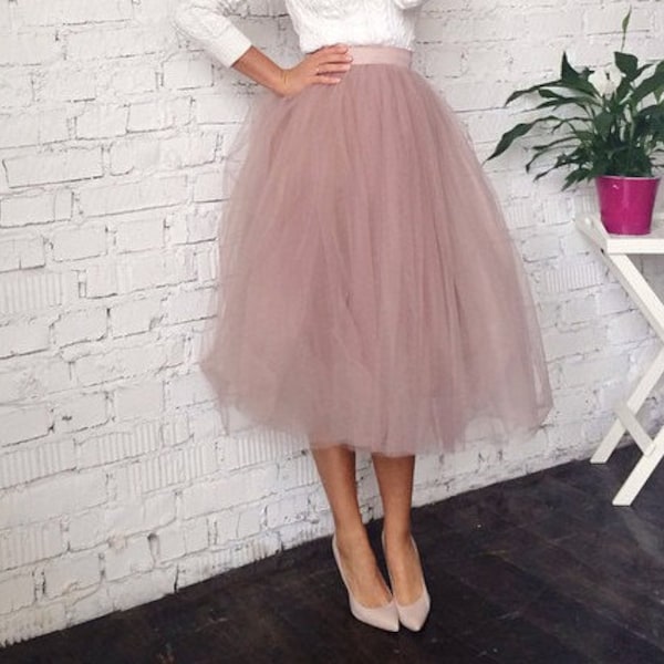 Dusty rose tulle skirt women, knee length wedding skirt, bridesmaid skirt in custom size, plus size skirt high waist for wedding guest