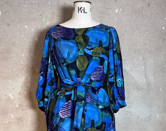 VINTAGE: Marimekko silk-viscose tunic designed by Samu-Jussi Koski