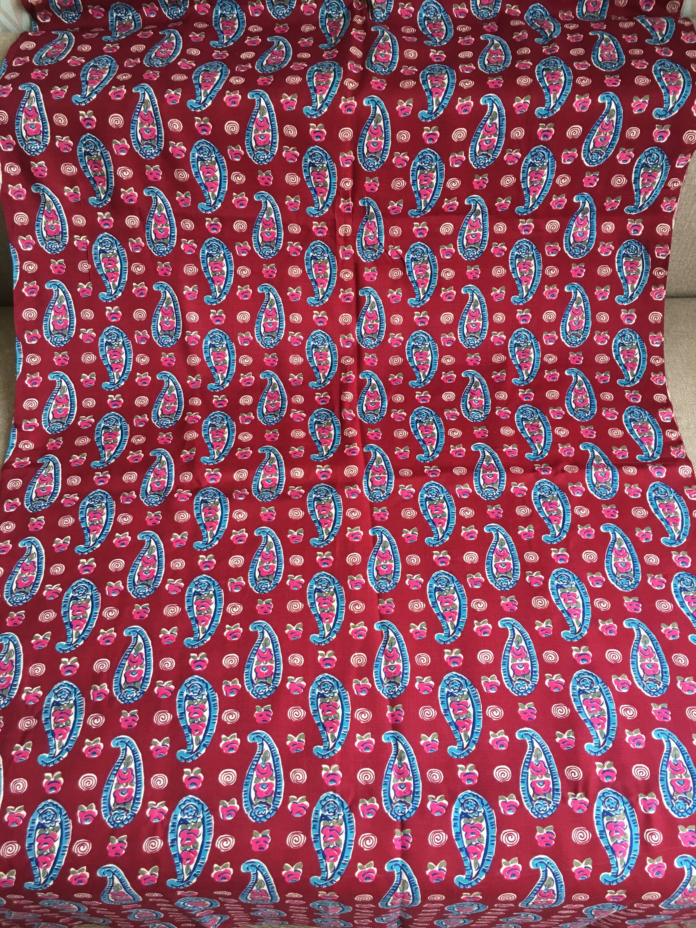 Vintage cotton fabric 2.95 yards 80s Paisley fabric Vintage Etsy
