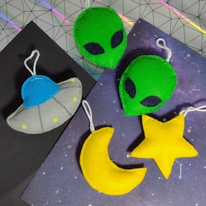 Handmade Outer Space Themed Christmas Tree Felt Ornaments _ Alien, Flying Saucer, Moon, Star