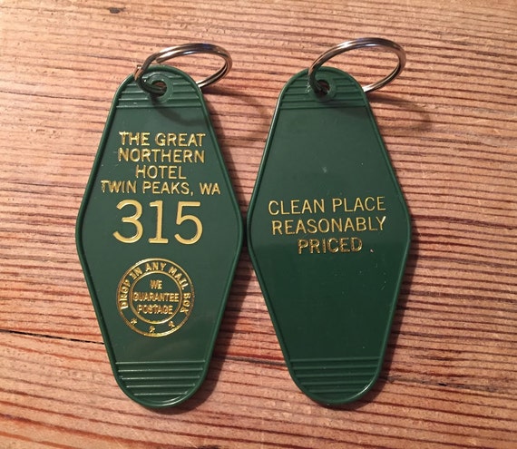 ON SALE Gold printed TWIN PEAKS Inspired "Great Nothern Hotel" keychain ON SALE Gold printed TWIN PEAKS Inspired "Great Nothern Hotel" keychain