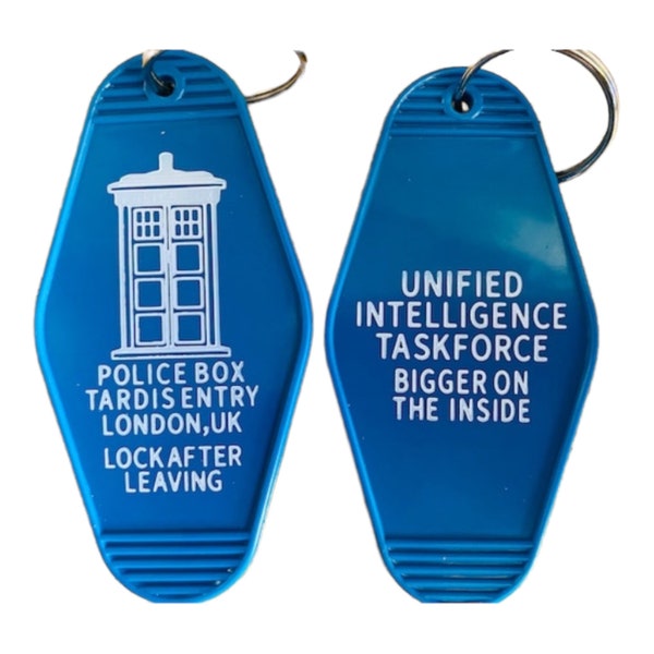 Graphic TARDIS -  DOCTOR WHO Inspired Keytag
