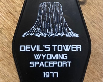 Devils tower CLOSE ENCOUNTERS of the third kind inspired keytag