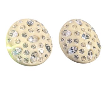 Pendientes Weiss con clip de celuloide termoplástico color crema con diamantes de imitación vintage