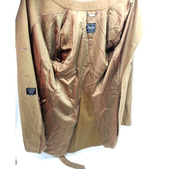 sanyo peter raincoat