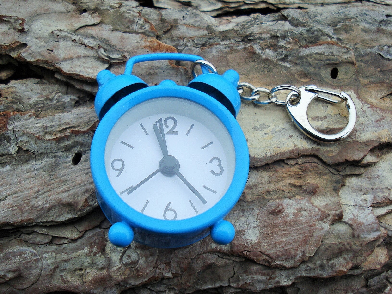 Vintage Small Quartz Clock/mini Quartz Clock/clock With Two Etsy