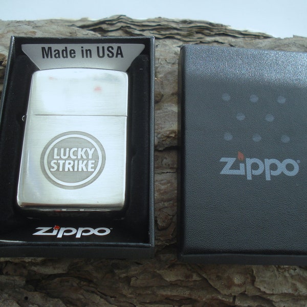 Zippo Silver Petrol lighter with an Original box/Lucky Strike Lighter/Unused