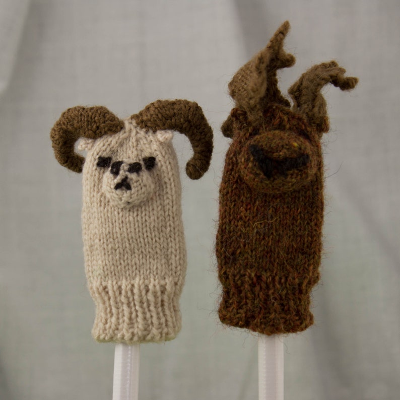 Dall Sheep Knit Wool Finger Puppet image 3