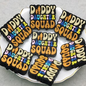 Siliconenkraal Daddy Daughter Squad Focal Bead voor Pen Armband Ketting Sleutelhanger Sleutelhanger, Siliconen Kraal Groothandel DIY Charm Finding XS1205