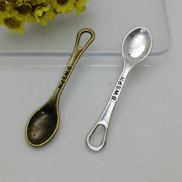 6 / 20 pieces , metal table spoon scoop ladle pendant charm , jewelry earring necklace DIY finding antique bronze silver color , XM0444