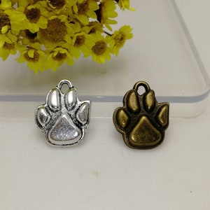 6/20 Pcs Metal dog wolf bear paw claw hand print Pendant Necklace Earring Keychain Charm Jewelry Finding Antique Bronze Silver Color XM0384