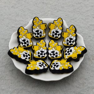 Silikonpärla Fotboll Fotboll Gnome Dvärg Fokalpärla DIY Charm Penna Hitta XS2268