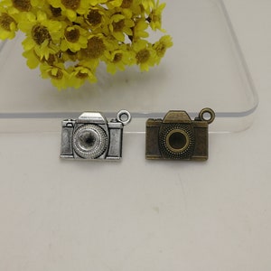 6/20 Pieces Metal retro camera Pendant Necklace Earring Keychain Charm Handmade Craft Jewelry DIY Finding Antique Bronze Silver Color XM0508