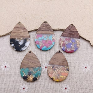 2/10/50 piezas Componentes de pendientes de madera y resina Boho Charm, Lágrima de plástico Forma de lágrima Pendiente colgante Gota DIY Encontrar colgante XW8032