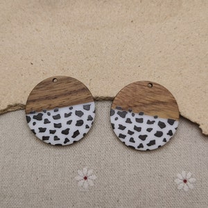 2/10/50 pieces Wood & Resin Earring Components Boho Charm , Plastic Round Coin Disc Circle Shape Earring Dangle Drop Finding Pendant XW8002