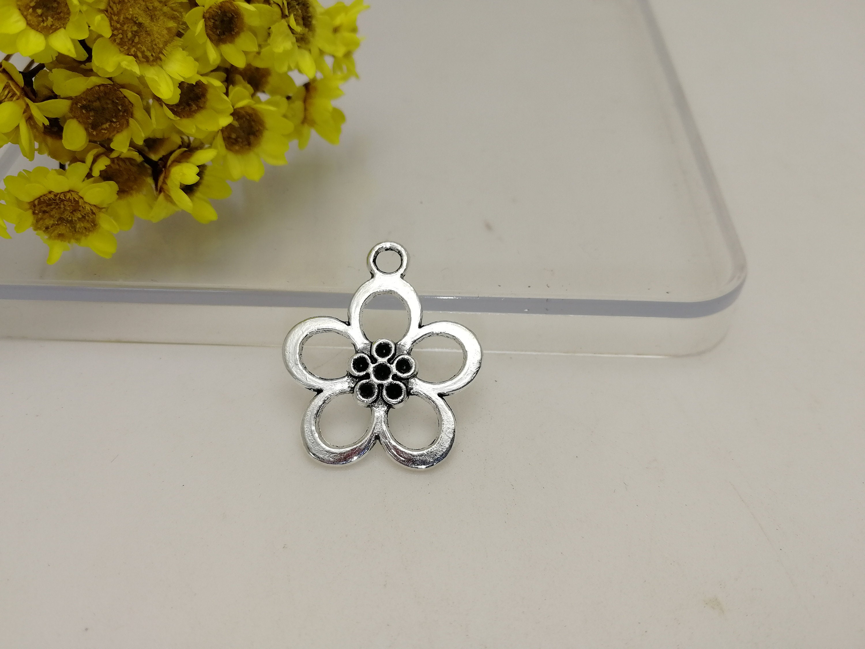 20/100 Piece Metal Flower Floral Blossom Pendant Necklace Earring