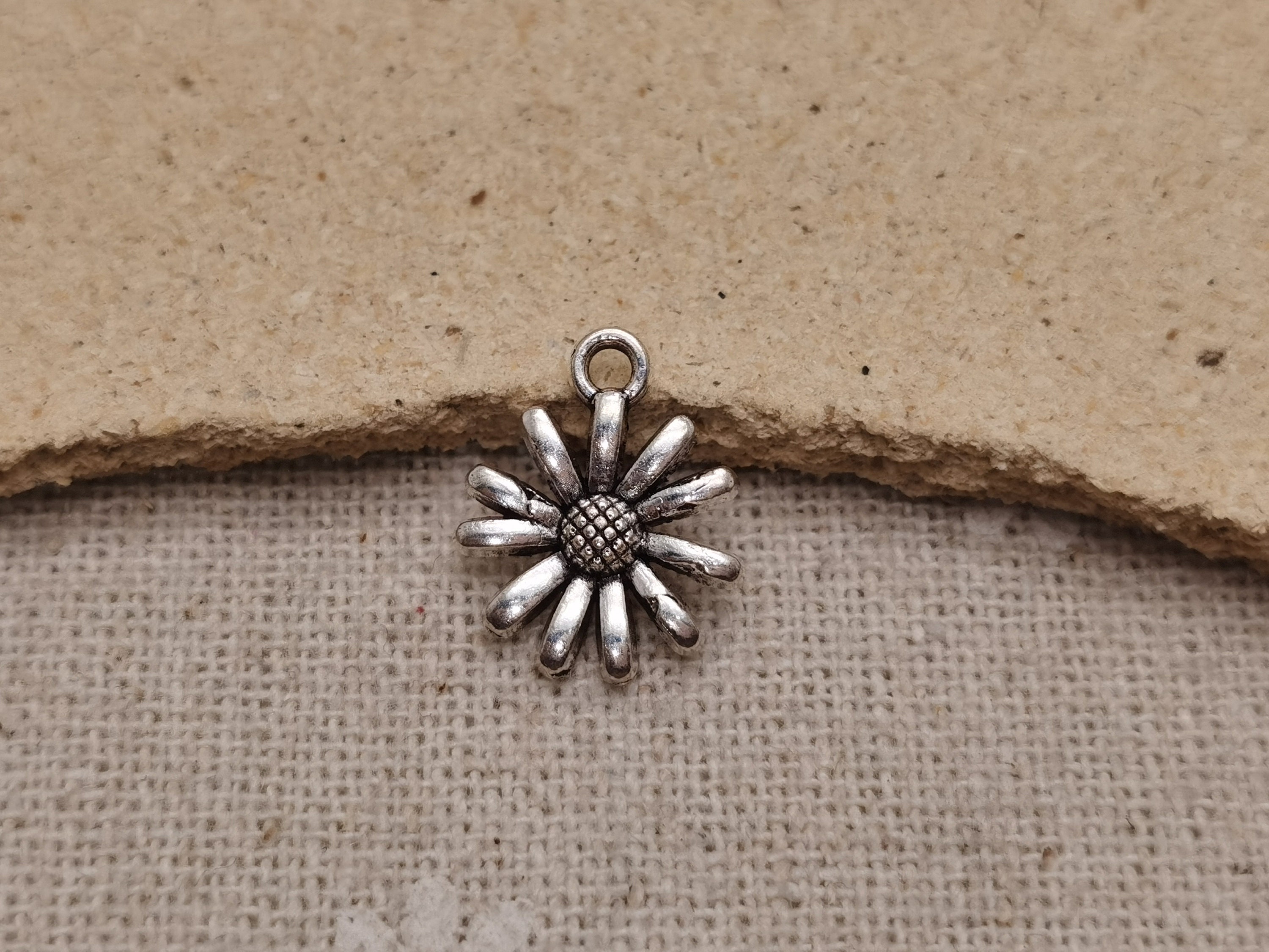 30/100 Pcs Metal Flower Floral Blossom Pendant Necklace Earring