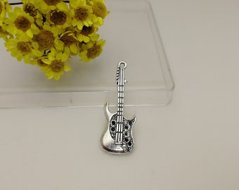 スペシャル特典 Metal Pieces 6/20 Guitar Earring Necklace Pendant Bass アクセサリー