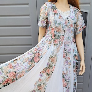 Vintage Nostalgia Gorgeous lace  Maxi  dress Sz Small