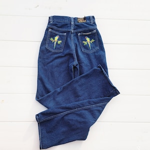 KIDS -----BON BON Vtg 70&#39;s Emroidered Parrots denim jeans 21.5 W x 26 inseam