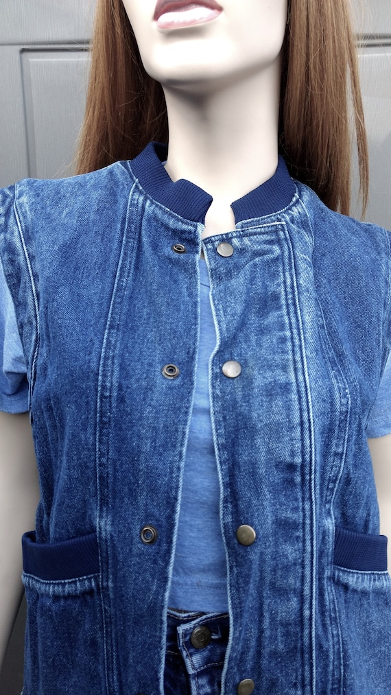 Vtg 80's  Denim Vest snap buttons down front - image 2