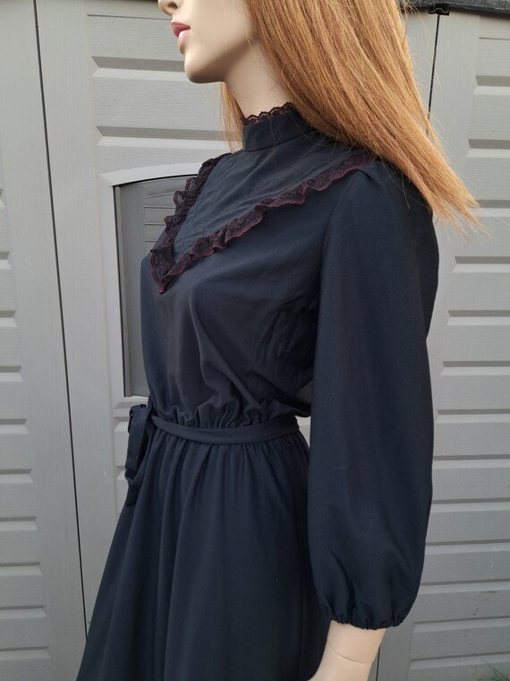 Vintage 1970's Black  dress with Victorian style … - image 6