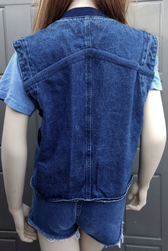 Vtg 80's  Denim Vest snap buttons down front - image 5