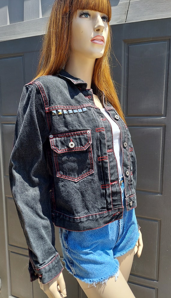 Black denim VTG Guess Jacket with red stitching  … - image 7