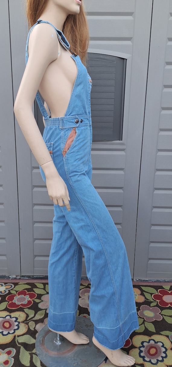 RARE.....Vtg 1970s adorable  bell bottom denim Ov… - image 8