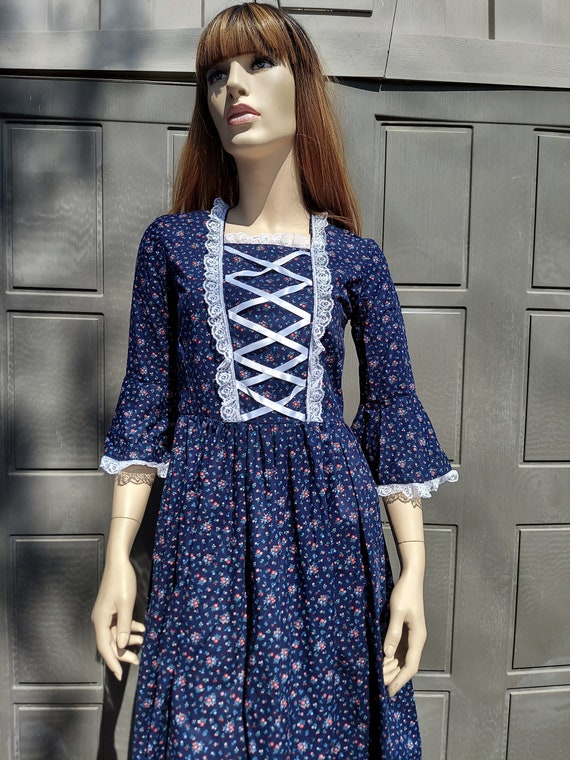 Vintage70's cotton  Prairie dress floral print  sz