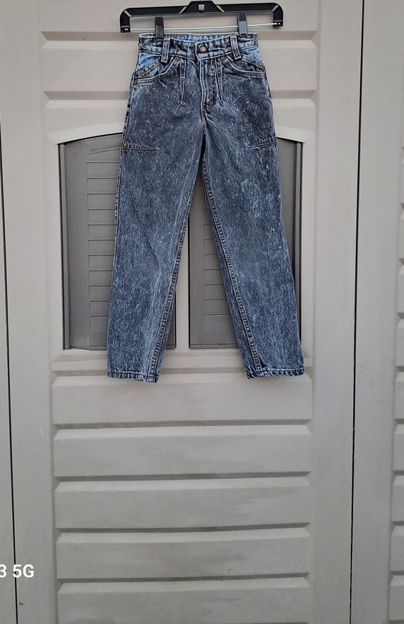 Kids...Levis Vintage 80's 2 tone acid washed denim